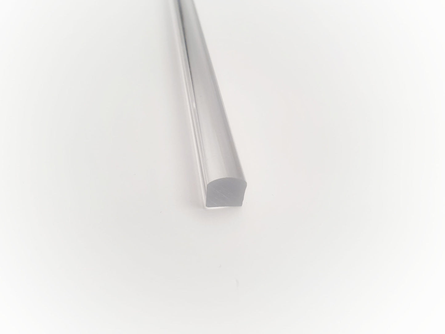 Plexi-Quadratstab mit Wölbung oben, Art.Nr. HH1009