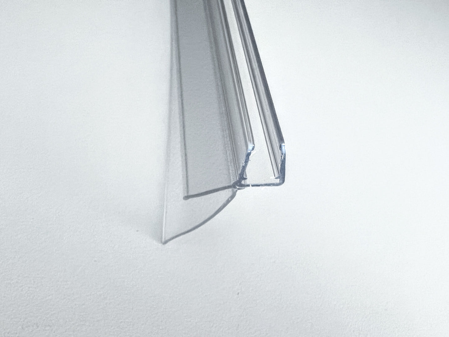 Duschtürdichtung für unten als Alleskönner mit anpassbarer 30 mm langer Lippe, Art.Nr. 5160